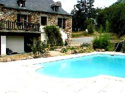 Holiday houses and vacation rentals in Provence and Languedoc, many villas with pools, southern France